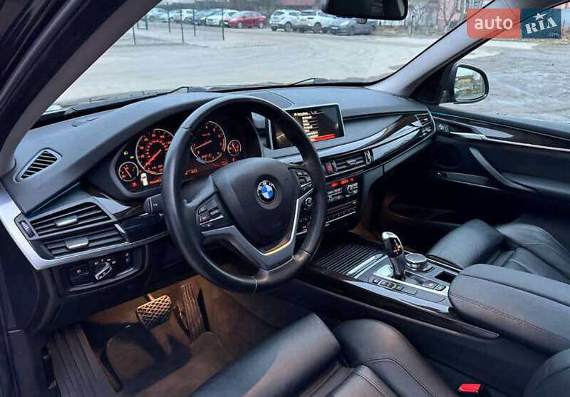 Внедорожник / Кроссовер BMW X5 2016 в Киеве