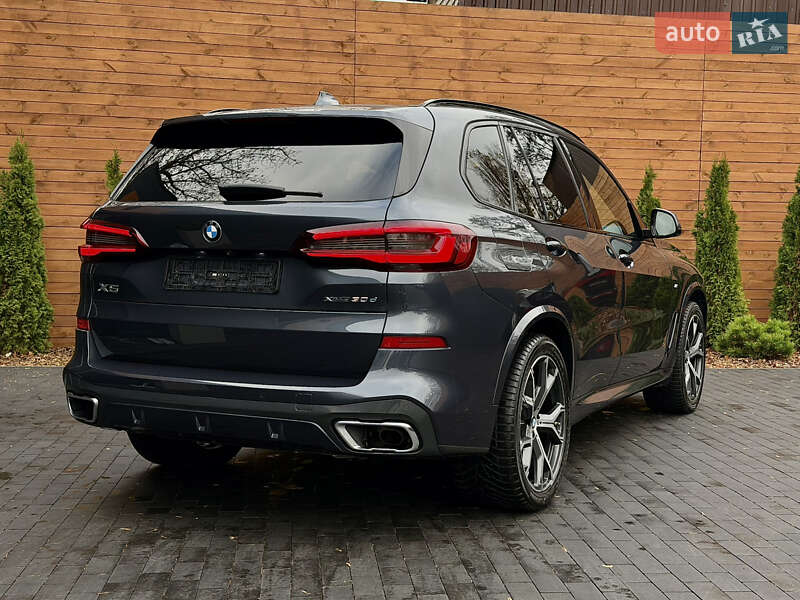 Внедорожник / Кроссовер BMW X5 2022 в Киеве