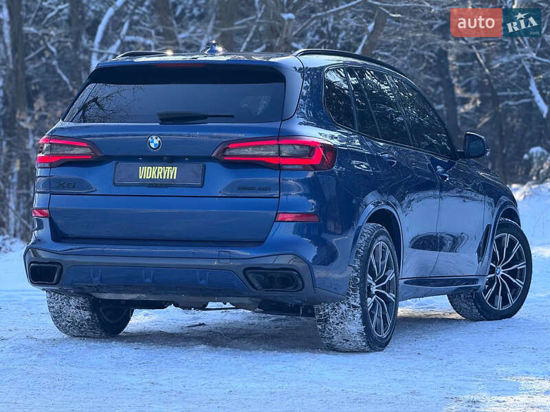 Внедорожник / Кроссовер BMW X5 2022 в Киеве