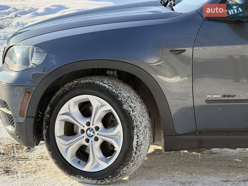 Внедорожник / Кроссовер BMW X5 2010 в Хмельницком