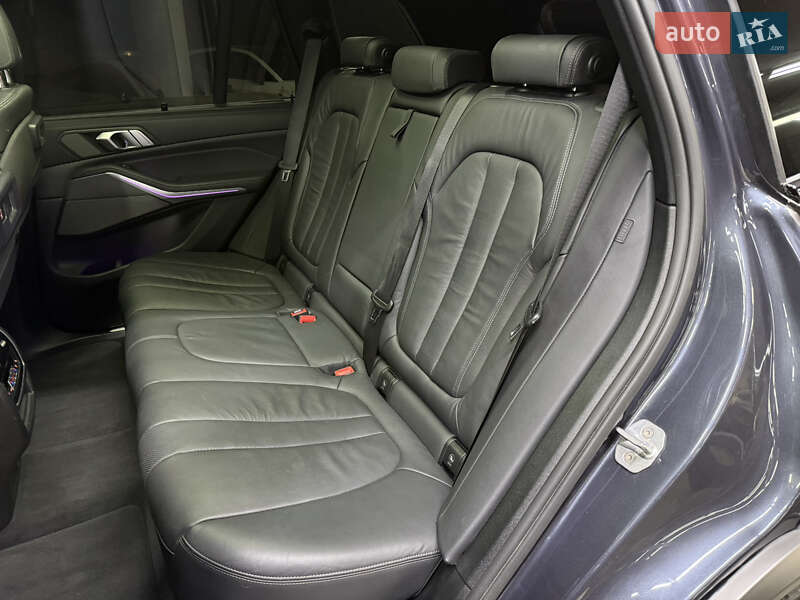 Внедорожник / Кроссовер BMW X5 2019 в Одессе