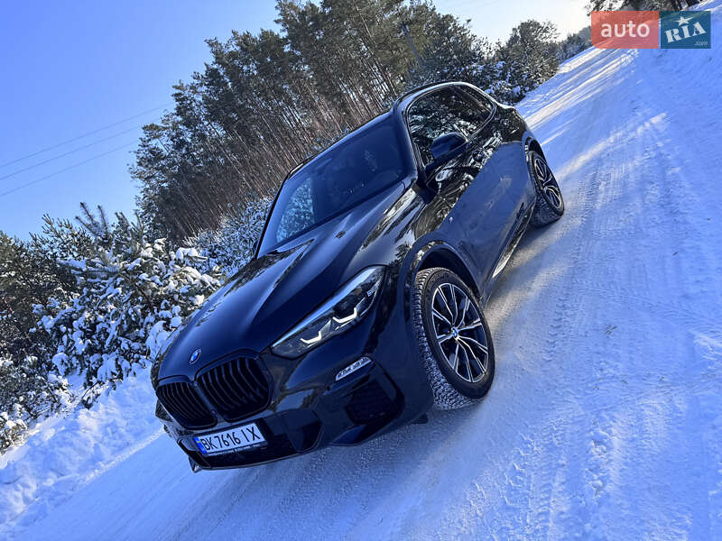 Внедорожник / Кроссовер BMW X5 2018 в Ровно