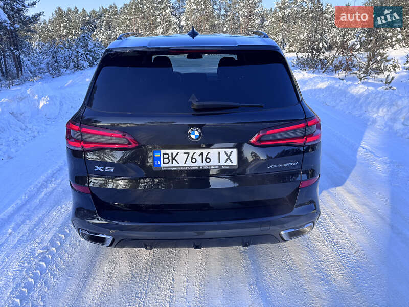 Внедорожник / Кроссовер BMW X5 2018 в Ровно