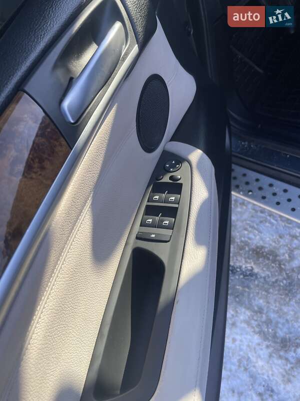 Внедорожник / Кроссовер BMW X5 2012 в Ковеле