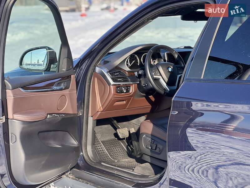 Внедорожник / Кроссовер BMW X5 2014 в Киеве