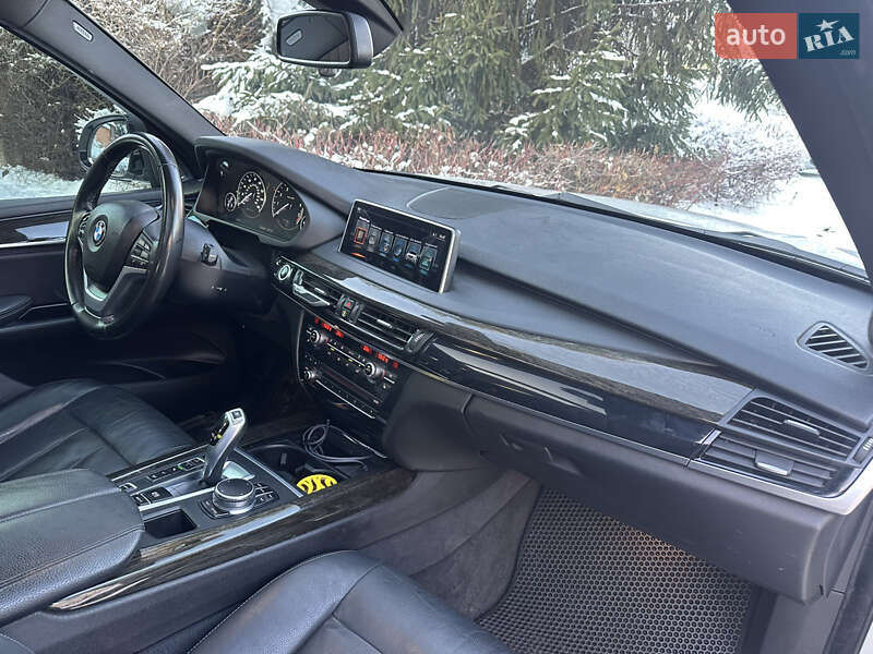 Внедорожник / Кроссовер BMW X5 2017 в Киеве