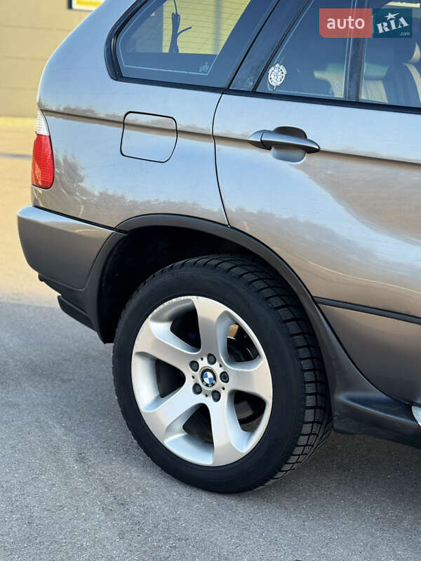 Внедорожник / Кроссовер BMW X5 2004 в Тернополе