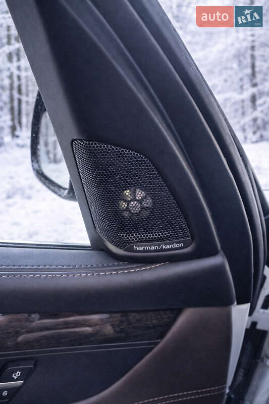 Внедорожник / Кроссовер BMW X5 2014 в Черновцах