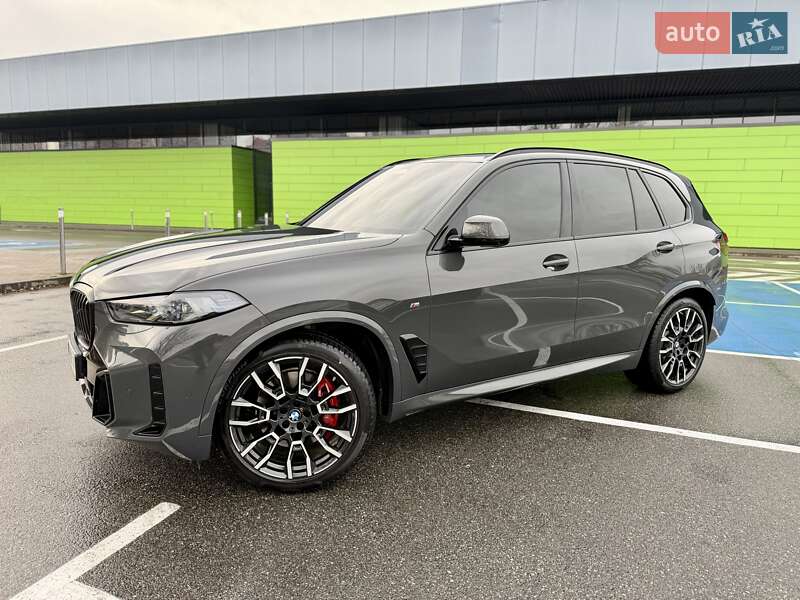 Внедорожник / Кроссовер BMW X5 2024 в Киеве