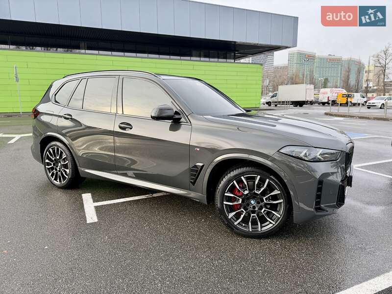 Внедорожник / Кроссовер BMW X5 2024 в Киеве