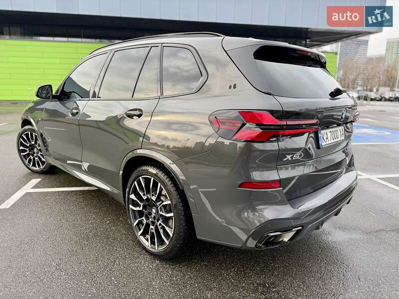 Внедорожник / Кроссовер BMW X5 2024 в Киеве