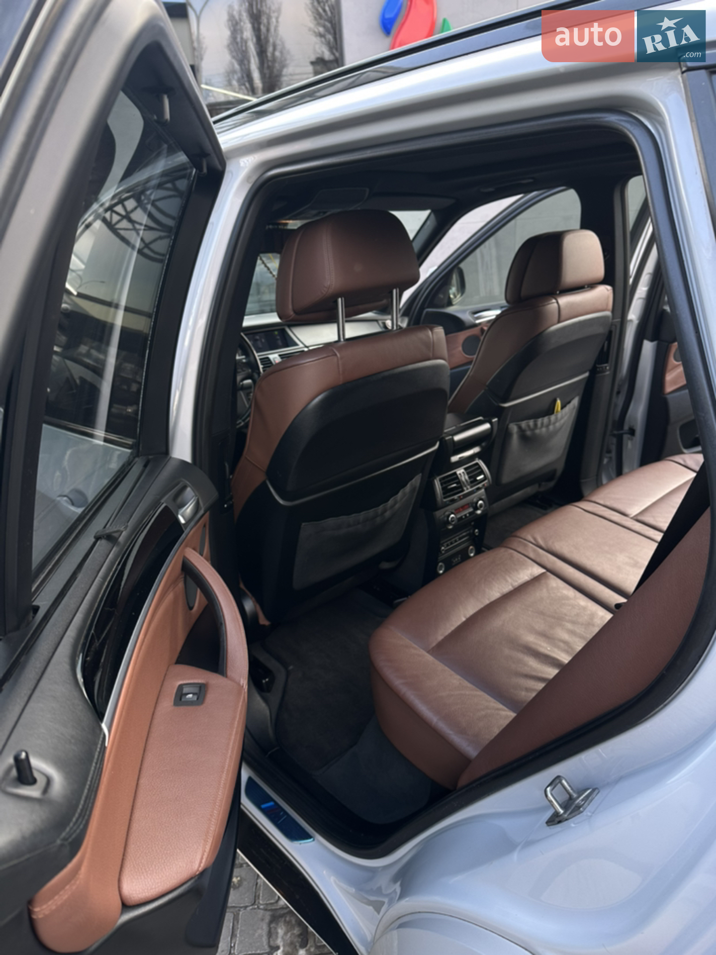 2010 BMW X5 - мініатюра 6