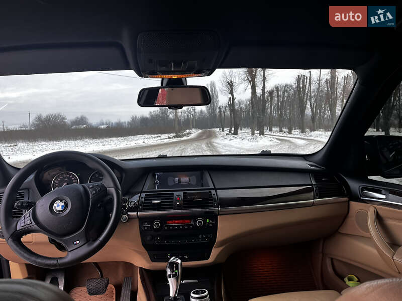 Внедорожник / Кроссовер BMW X5 2010 в Смеле