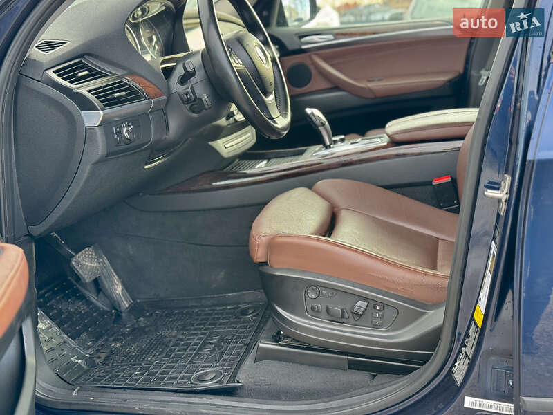 Внедорожник / Кроссовер BMW X5 2012 в Тернополе