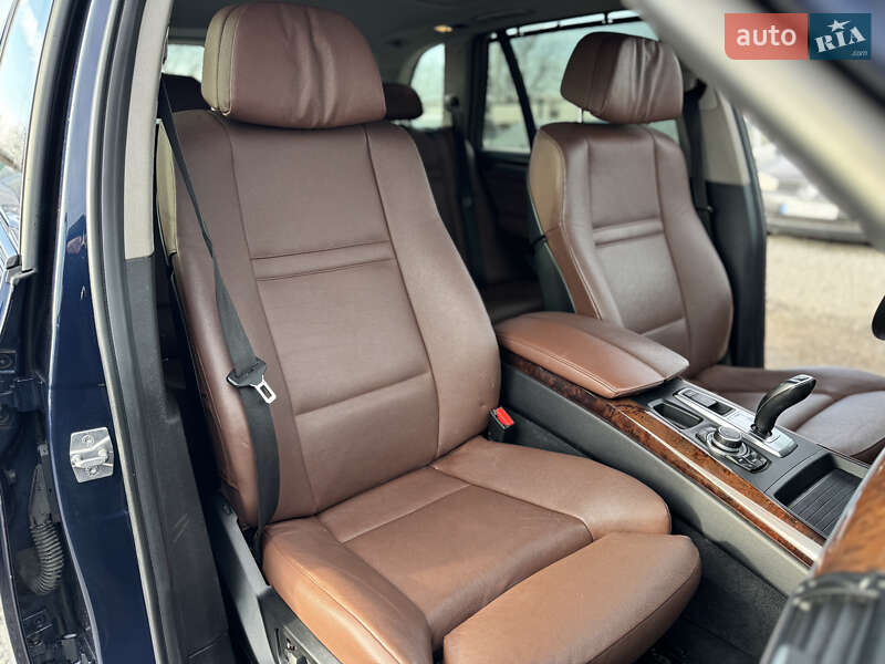 Внедорожник / Кроссовер BMW X5 2012 в Тернополе