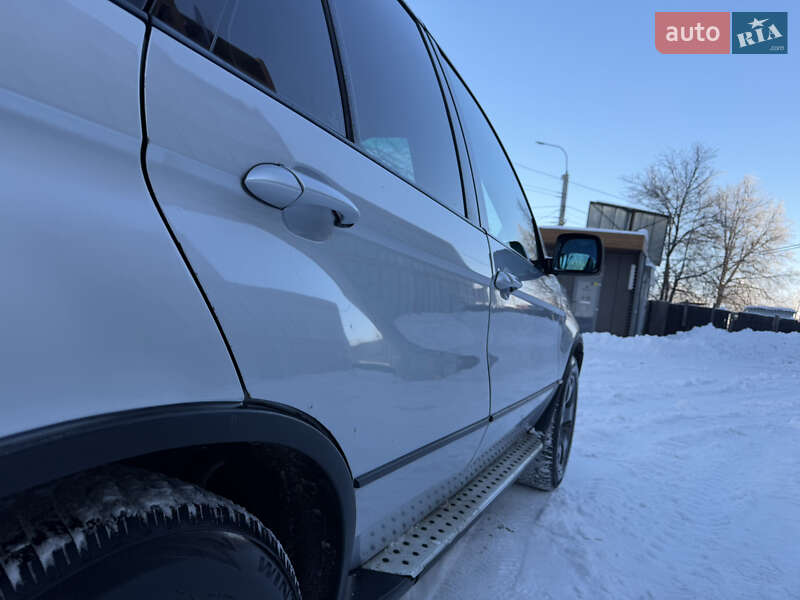 Внедорожник / Кроссовер BMW X5 2002 в Ровно