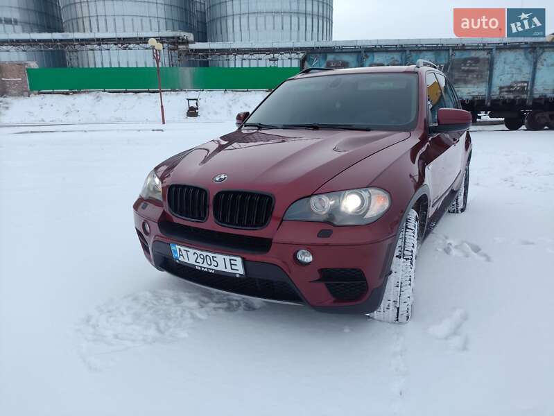 Внедорожник / Кроссовер BMW X5 2010 в Козове