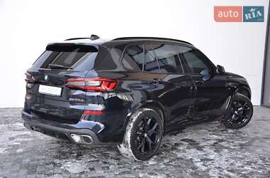 Внедорожник / Кроссовер BMW X5 2022 в Киеве