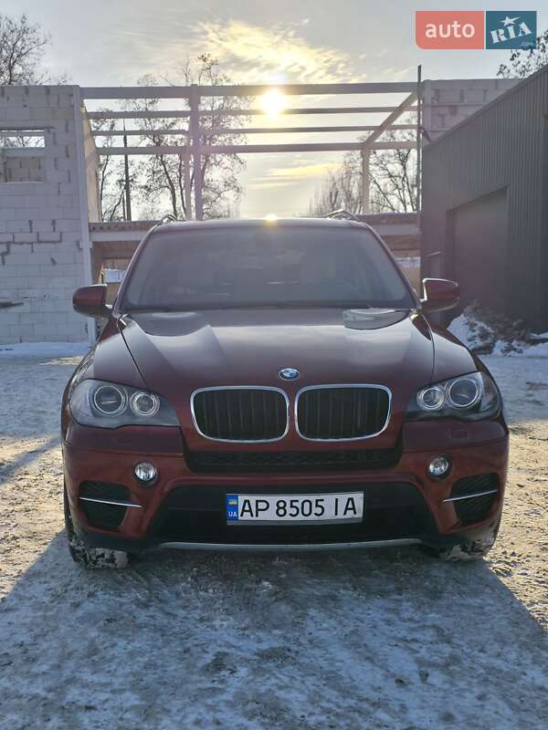 Позашляховик / Кросовер BMW X5 2010 в Запоріжжі