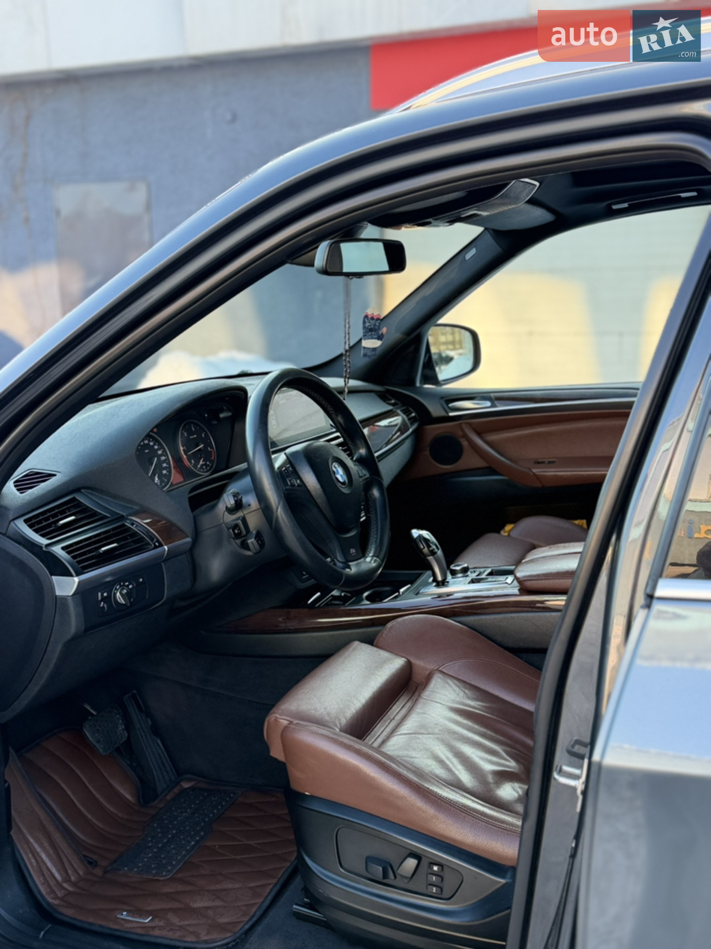 2011 BMW X5 - мініатюра 40