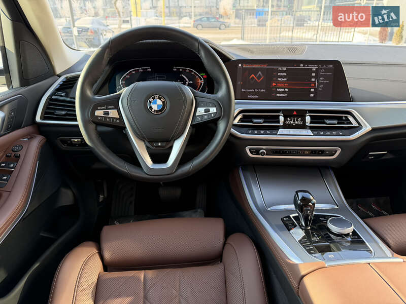 Внедорожник / Кроссовер BMW X5 2023 в Ужгороде