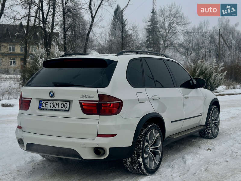 Внедорожник / Кроссовер BMW X5 2010 в Черновцах