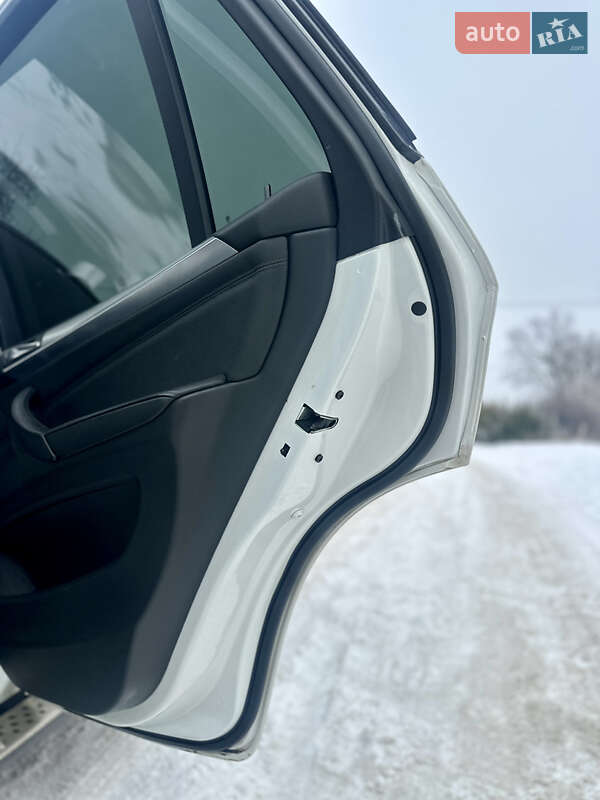 Внедорожник / Кроссовер BMW X5 2010 в Черновцах