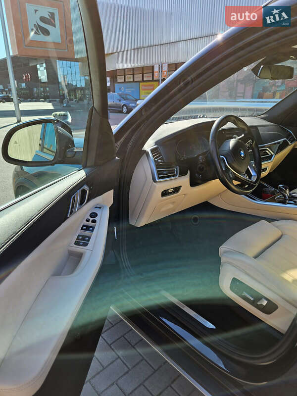 Внедорожник / Кроссовер BMW X5 2020 в Луцке