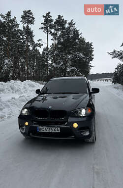 Позашляховик / Кросовер BMW X5 2011 в Сарнах