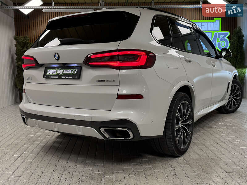 Внедорожник / Кроссовер BMW X5 2021 в Киеве