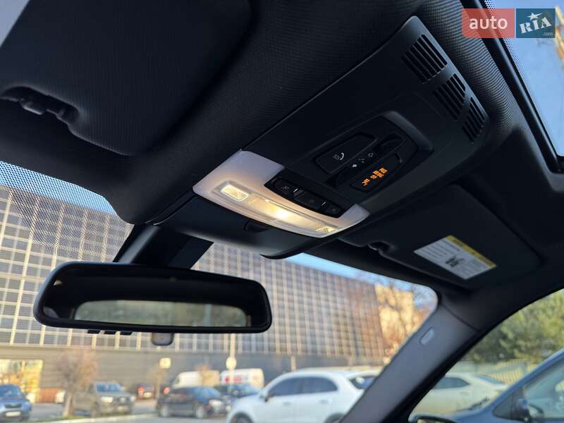 Внедорожник / Кроссовер BMW X5 2017 в Луцке