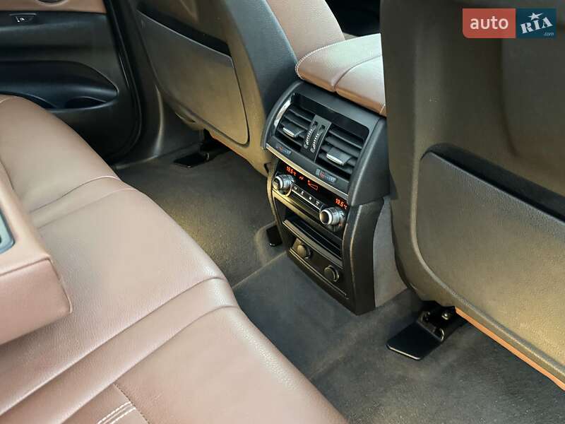 Внедорожник / Кроссовер BMW X5 2017 в Луцке