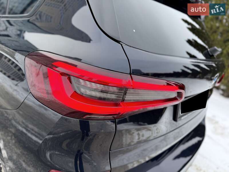 Позашляховик / Кросовер BMW X5 2021 в Дніпрі