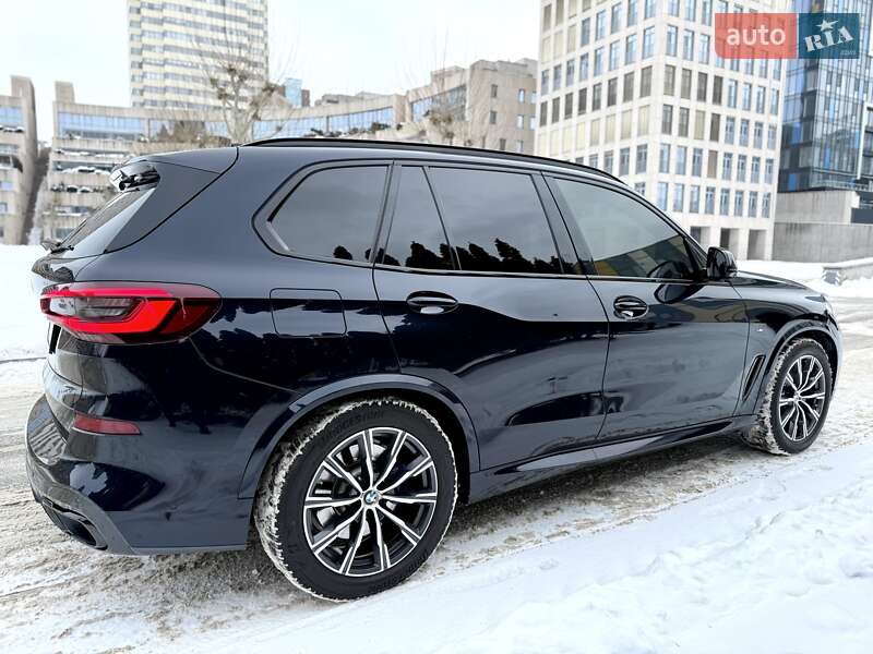 Позашляховик / Кросовер BMW X5 2021 в Дніпрі