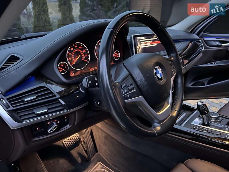 Внедорожник / Кроссовер BMW X5 2015 в Одессе