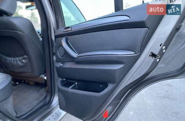 Внедорожник / Кроссовер BMW X5 2004 в Одессе