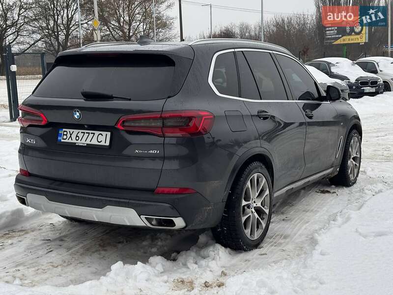 Внедорожник / Кроссовер BMW X5 2019 в Каменец-Подольском
