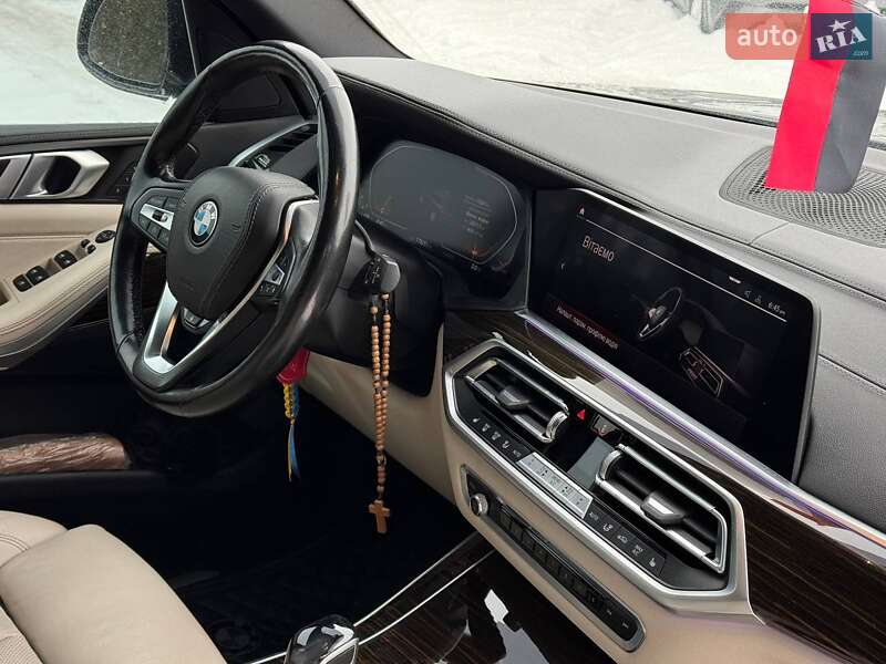 Внедорожник / Кроссовер BMW X5 2019 в Каменец-Подольском