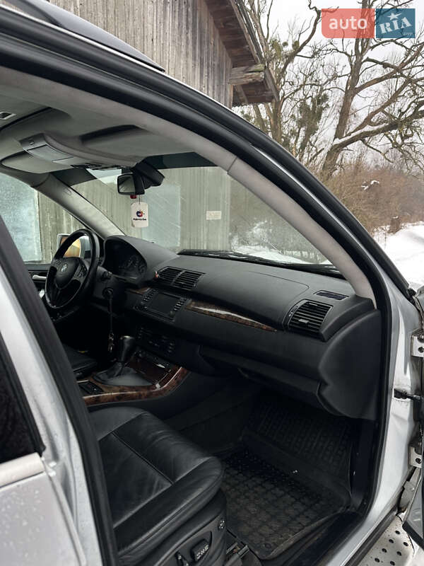 Позашляховик / Кросовер BMW X5 2002 в Львові