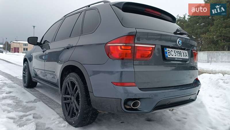 Позашляховик / Кросовер BMW X5 2011 в Сарнах фото 9 Позашляховик / Кросовер BMW X5 2011 в Сарнах