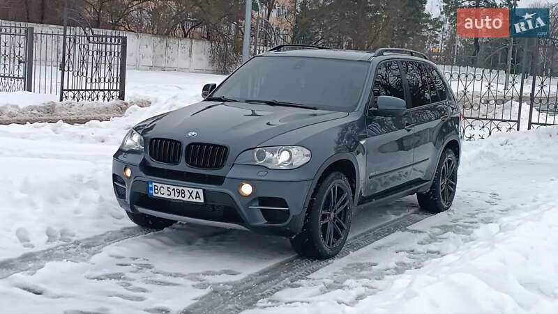 Позашляховик / Кросовер BMW X5 2011 в Сарнах фото 4 Позашляховик / Кросовер BMW X5 2011 в Сарнах