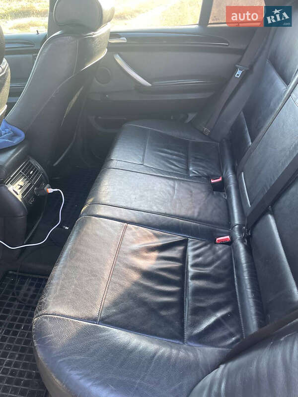 Позашляховик / Кросовер BMW X5 2003 в Львові