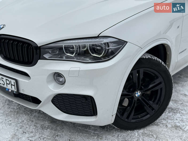 Внедорожник / Кроссовер BMW X5 2016 в Киеве