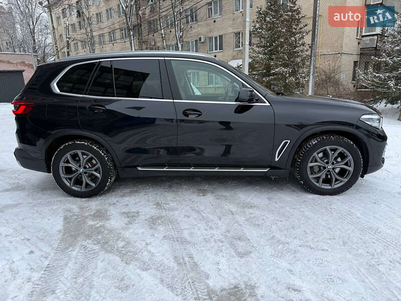 Внедорожник / Кроссовер BMW X5 2019 в Киеве