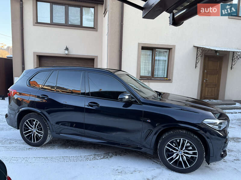 Позашляховик / Кросовер BMW X5 2019 в Києві фото 2 Позашляховик / Кросовер BMW X5 2019 в Києві