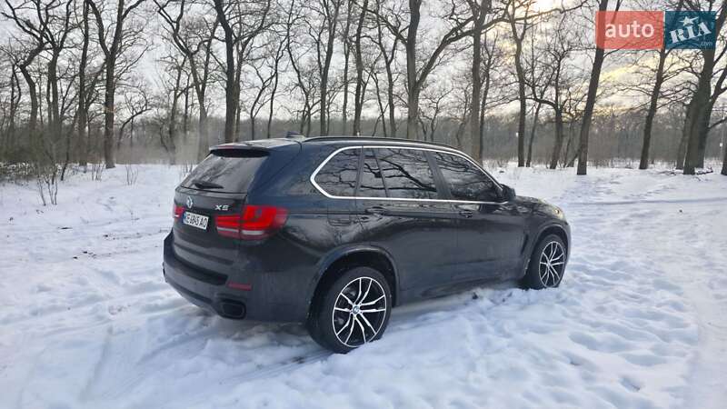 Позашляховик / Кросовер BMW X5 2015 в Новомосковську