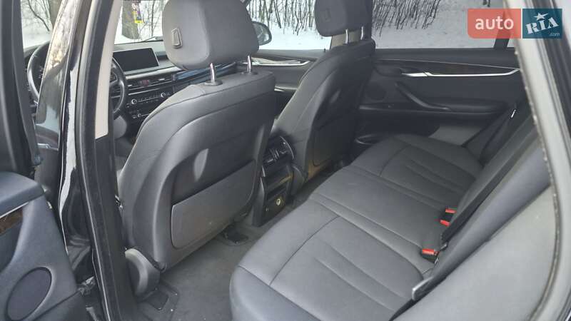 Позашляховик / Кросовер BMW X5 2015 в Новомосковську