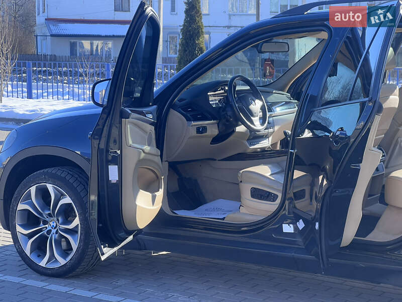 Внедорожник / Кроссовер BMW X5 2008 в Староконстантинове