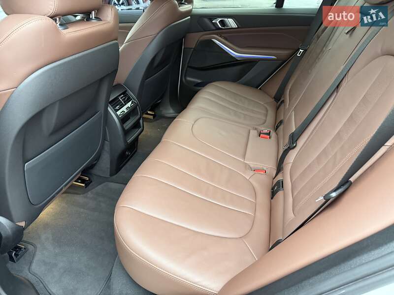 Позашляховик / Кросовер BMW X5 2021 в Дніпрі