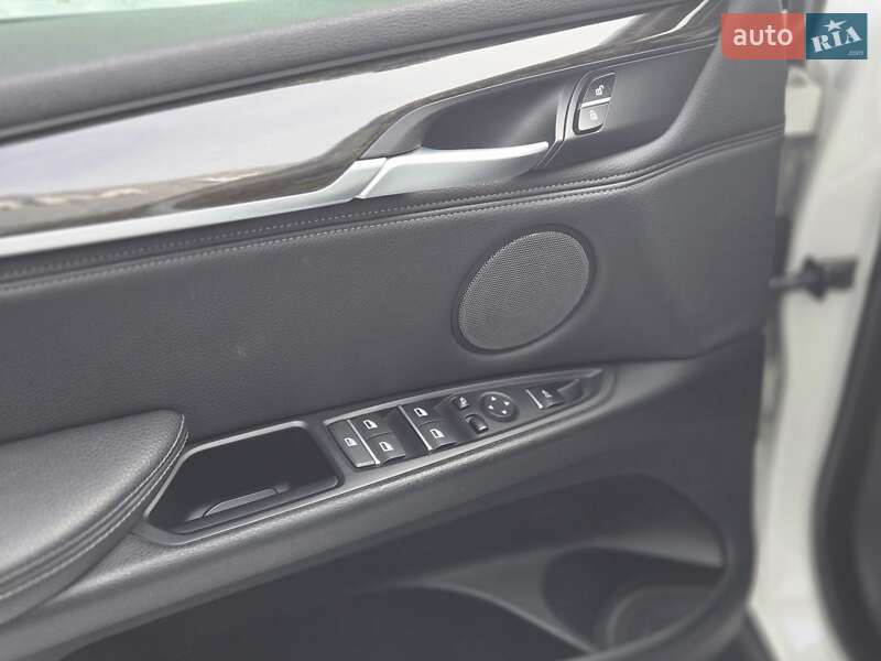 Внедорожник / Кроссовер BMW X5 2017 в Киеве